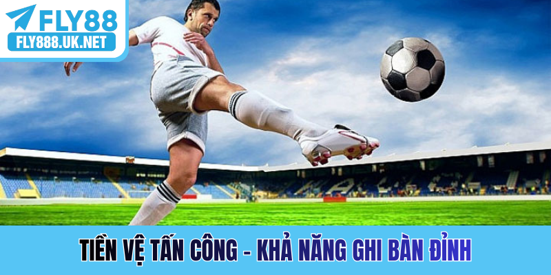 Tiền vệ tấn công